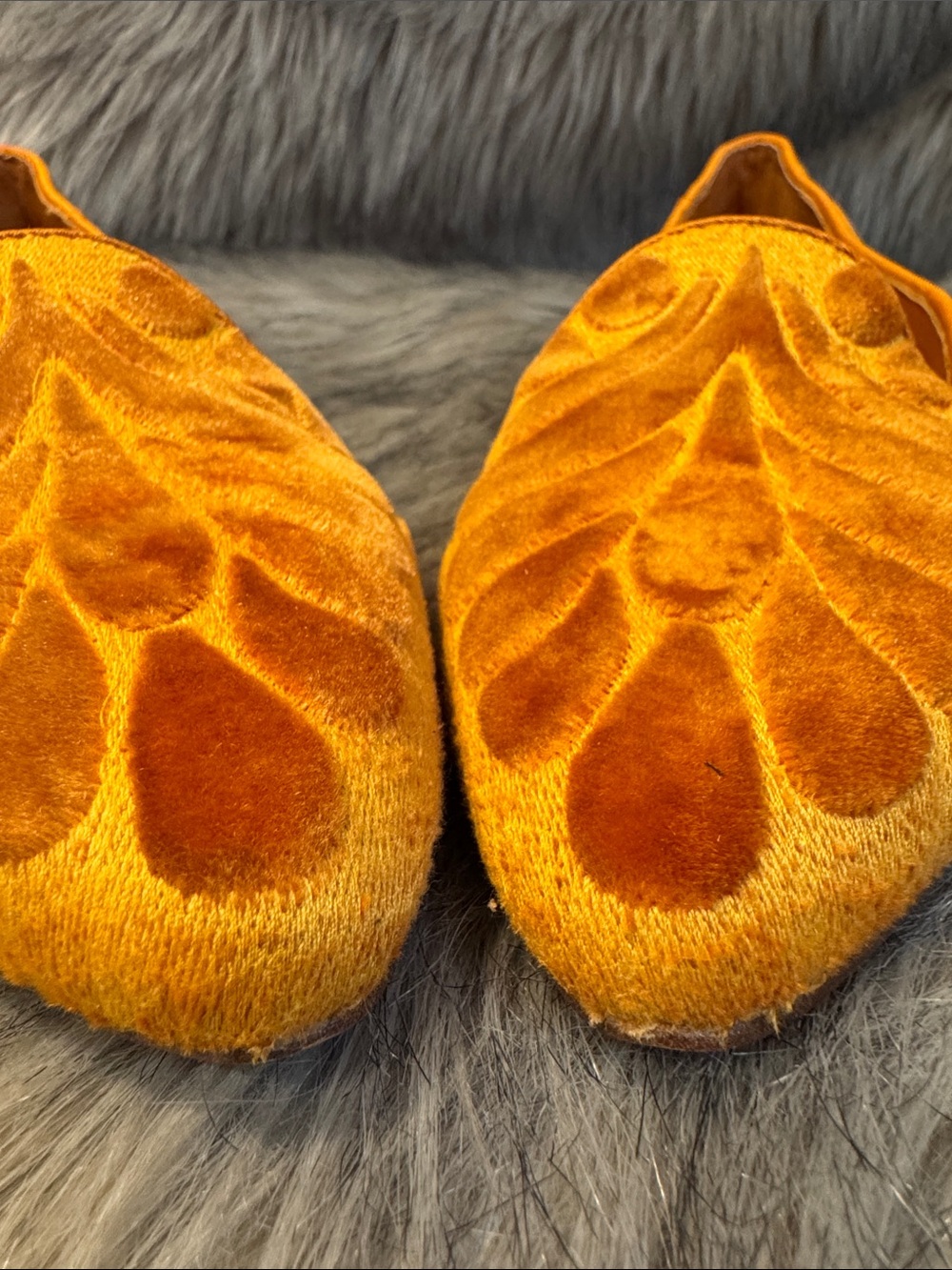 PRICE FIRM Birdies Velvet Pointed-Toe Flats in Mustard/Golden Orange Size 10 - Picture 5 of 10